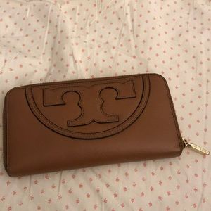 COPY - Tory Burch Wallet